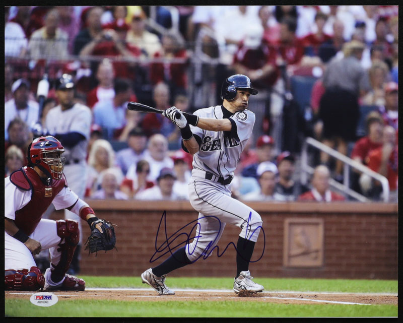 Ichiro Suzuki PSA/DNA Signed Glossy Seattle Mariners MLB HOF Autographed Baseball Photo