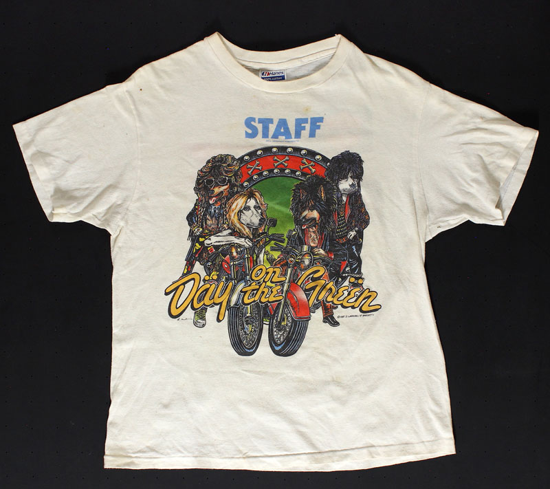 Dennis Larkins Motley Crue Whitesnake Poison Day on the Green 1987 Staff Vintage T-Shirt