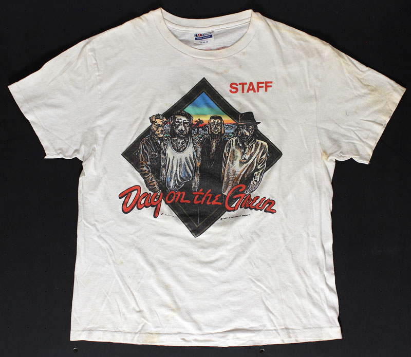 Dennis Larkins U2 Pretenders Day on the Green 1987 Staff Vintage T-Shirt